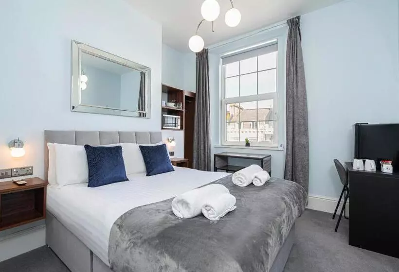 تختخواب و صبحانه Ocean Stays Hotel, Plymouth