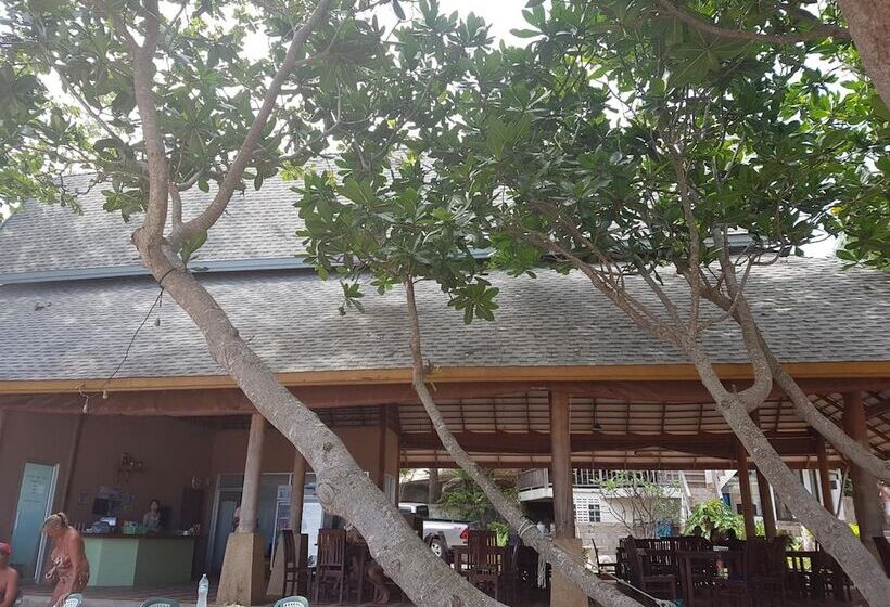 Отель Diamond Beach Resort