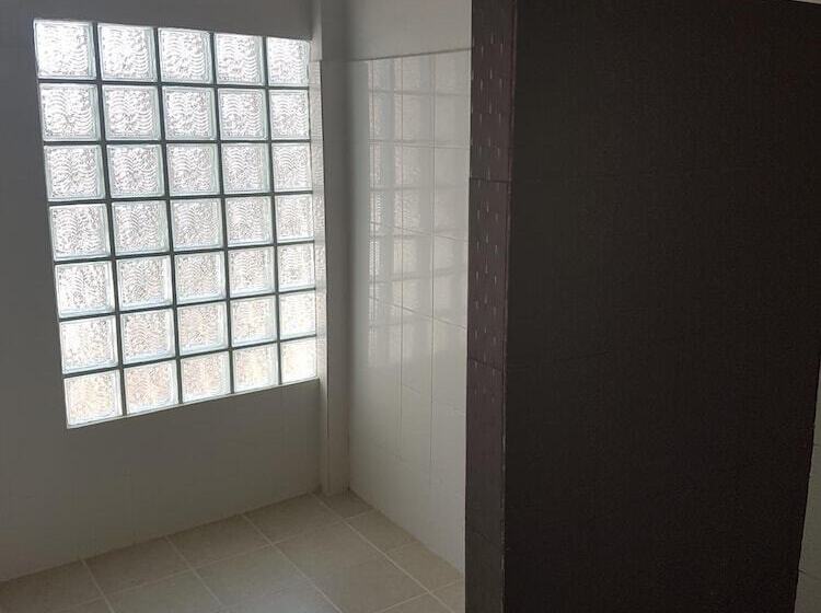 Отель Diamond Beach Resort