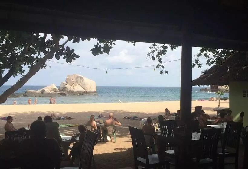 هتل Diamond Beach Resort