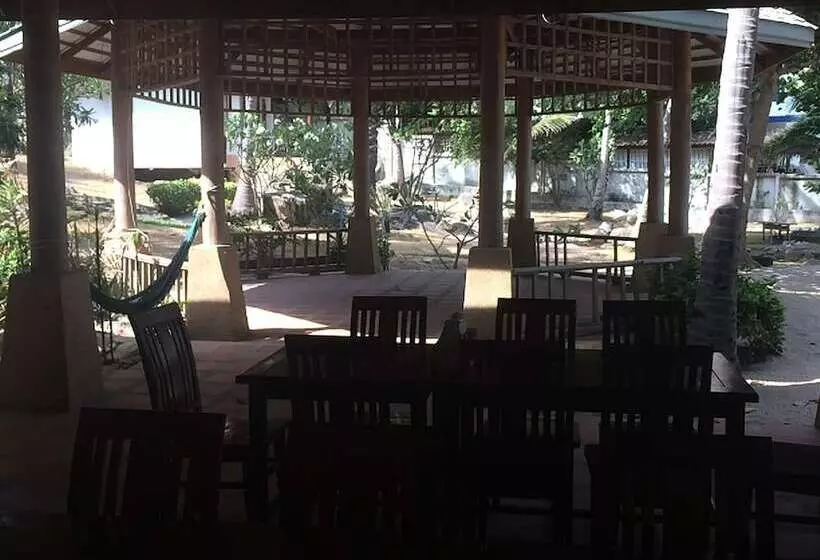 هتل Diamond Beach Resort
