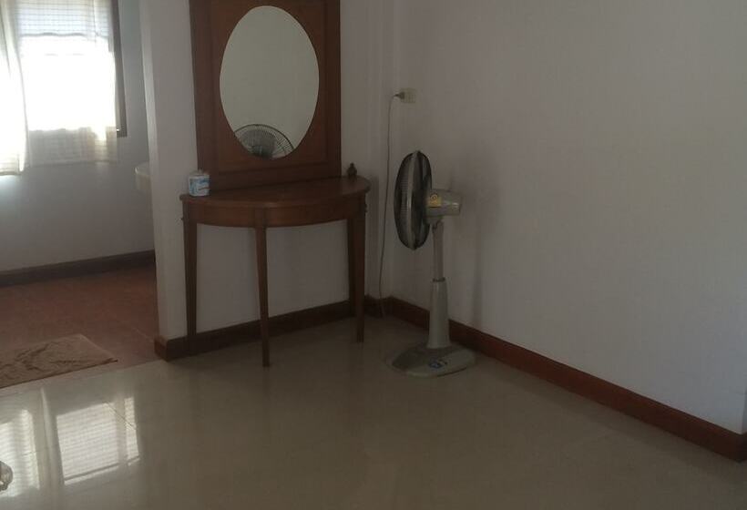 Отель Diamond Beach Resort