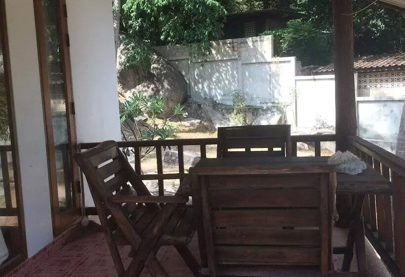 هتل Diamond Beach Resort
