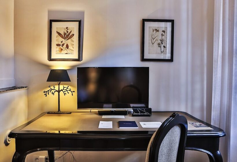 בית מלון כפרי Hôtel De La Villeon