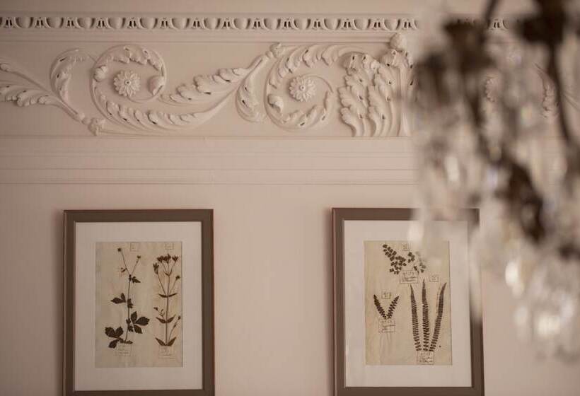 בית מלון כפרי Hôtel De La Villeon