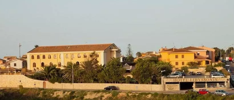 هتل Libyssonis
