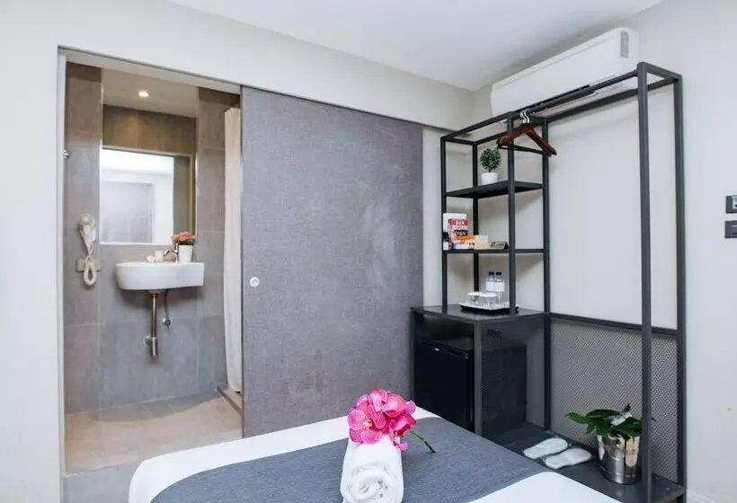 هتل Lucky House Khaosan
