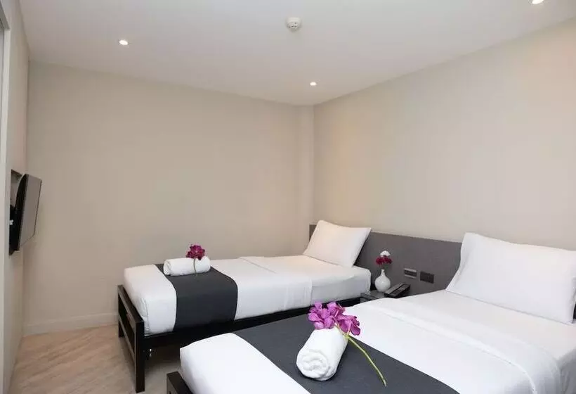هتل Lucky House Khaosan