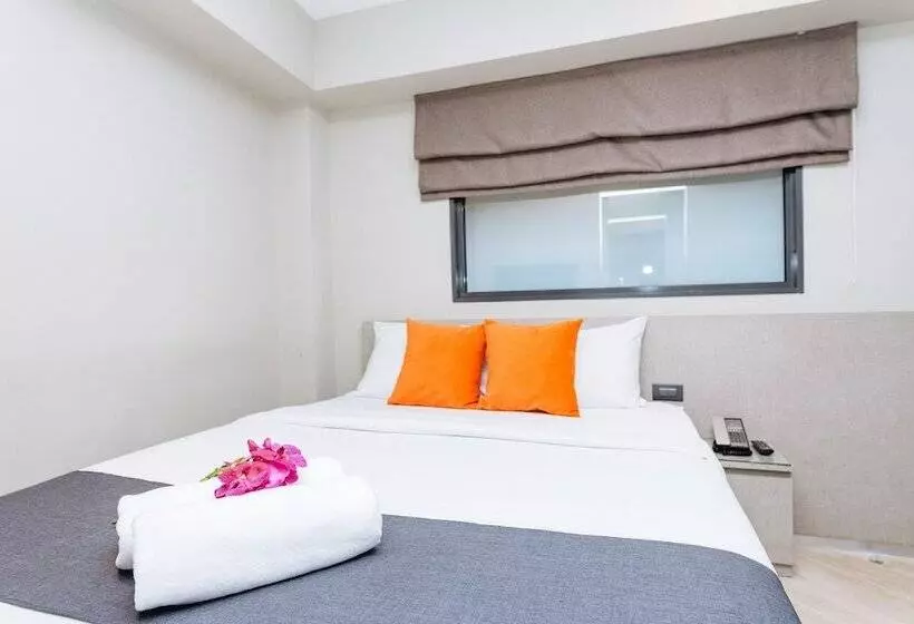 هتل Lucky House Khaosan