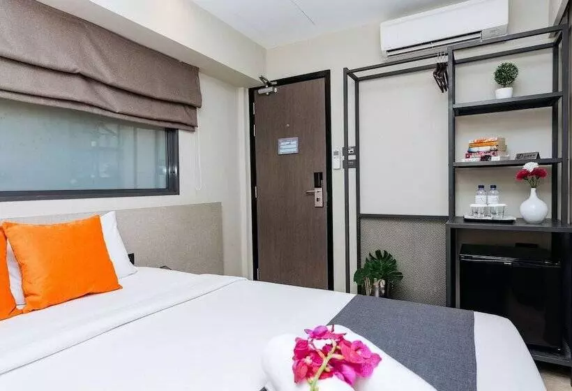 هتل Lucky House Khaosan