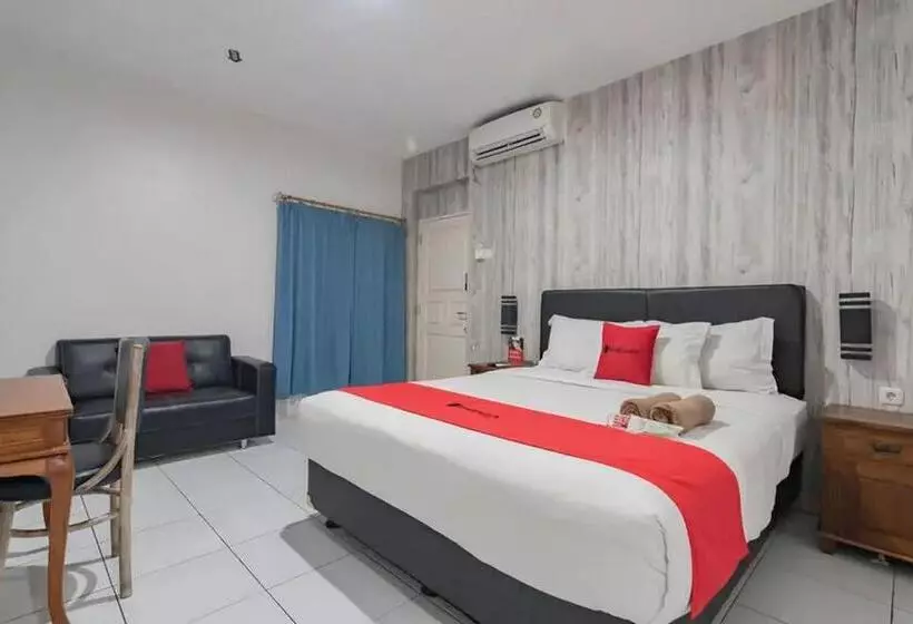 Hotel Reddoorz At Arwiga