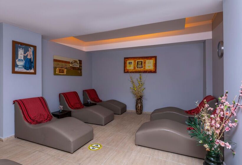 Отель Sandy Beach