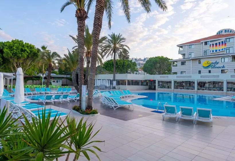 Hotelli Sandy Beach