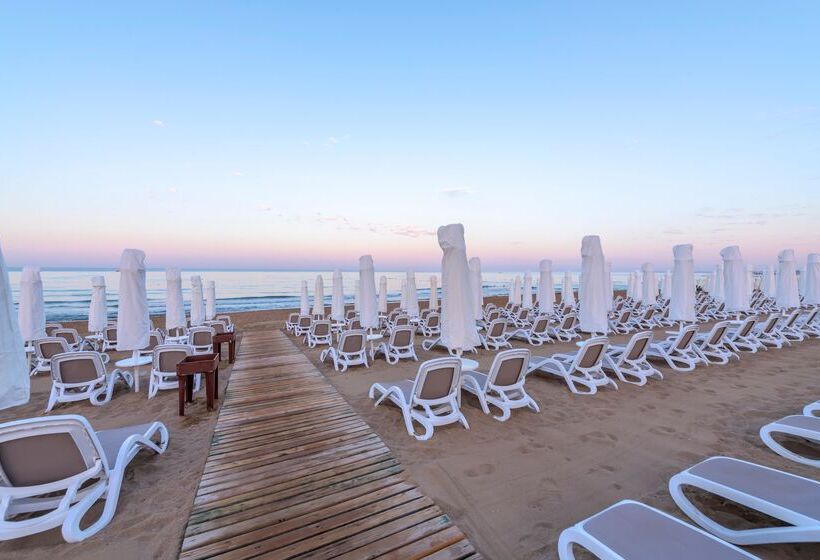 Отель Sandy Beach