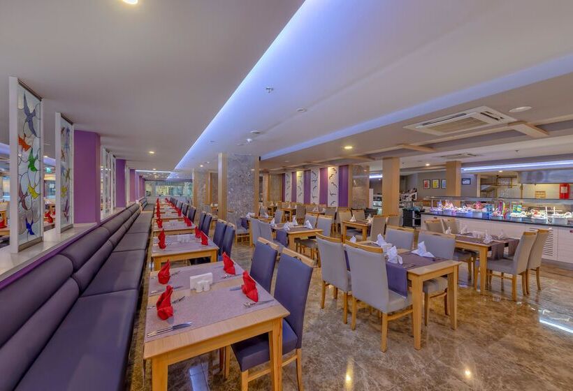 Отель Sandy Beach