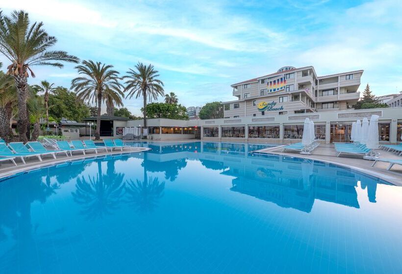 Отель Sandy Beach