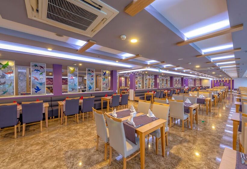 Отель Sandy Beach