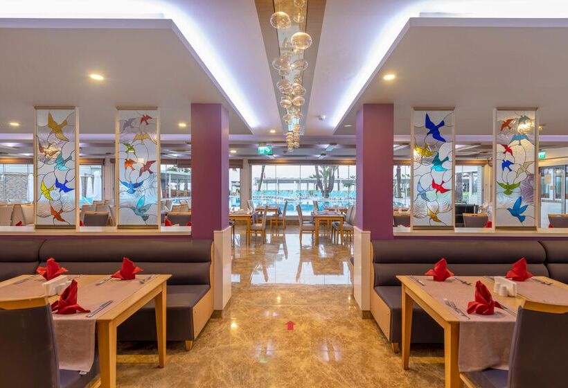 Отель Sandy Beach