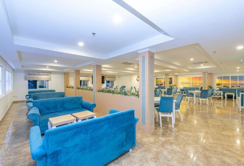 Отель Sandy Beach