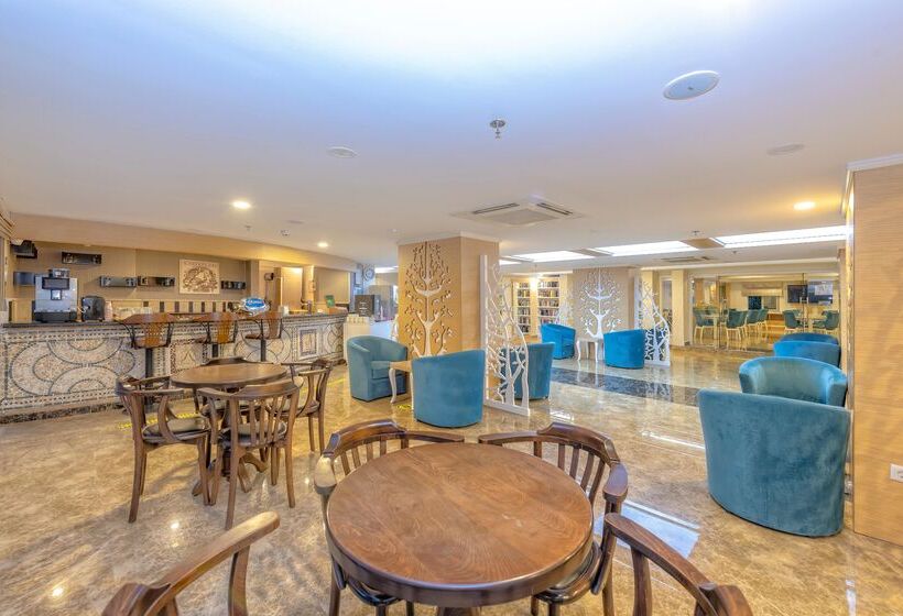 Отель Sandy Beach