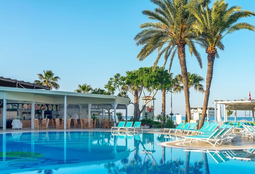 Отель Sandy Beach