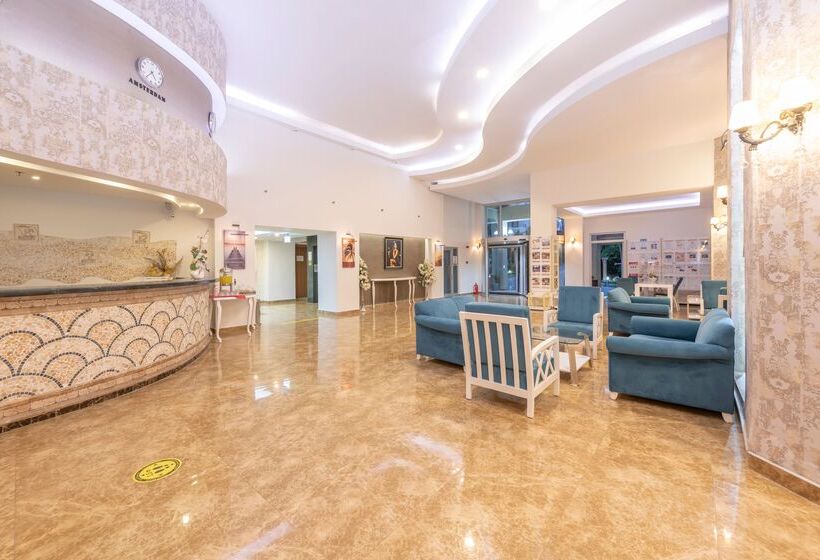 Отель Sandy Beach