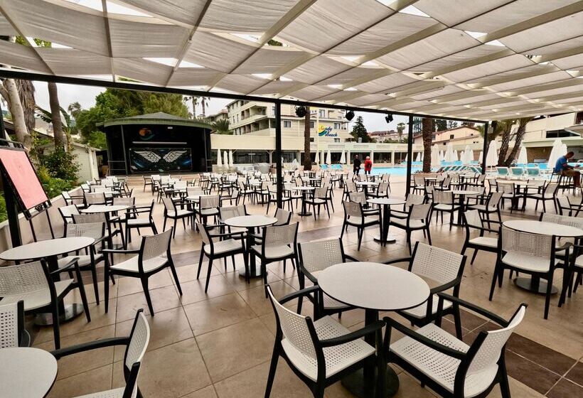 Отель Sandy Beach