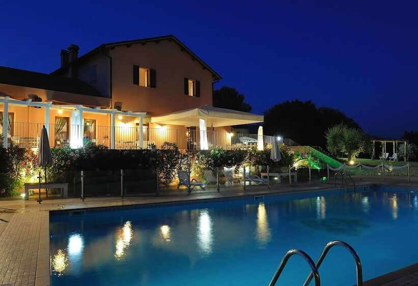 هتل Tenuta Marchesi Fezia