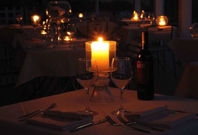 هتل Tenuta Marchesi Fezia