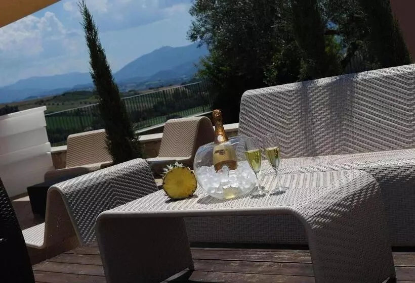 Отель Tenuta Marchesi Fezia