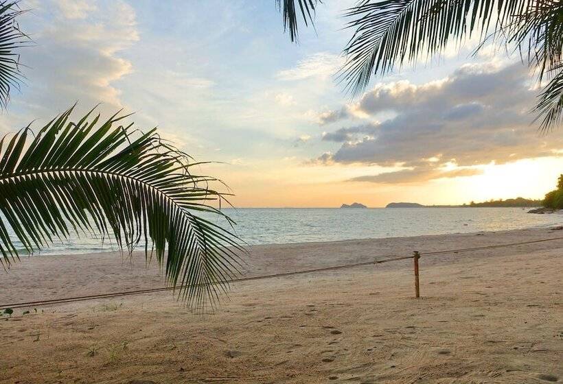 호텔 The Scenery Beach Resort