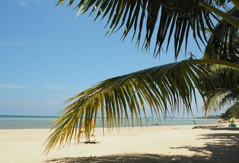 호텔 The Scenery Beach Resort