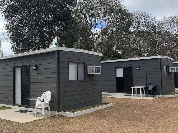 호텔 Yarrawonga Holiday Park