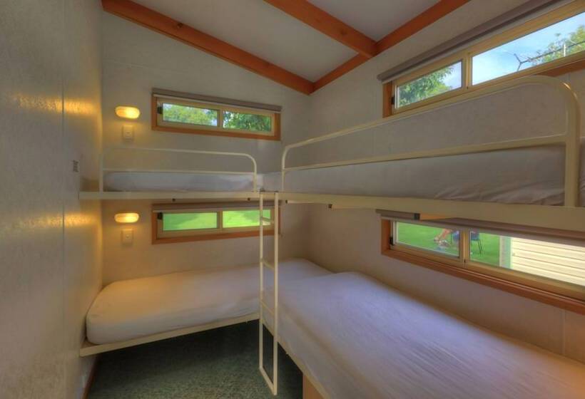 호텔 Yarrawonga Holiday Park