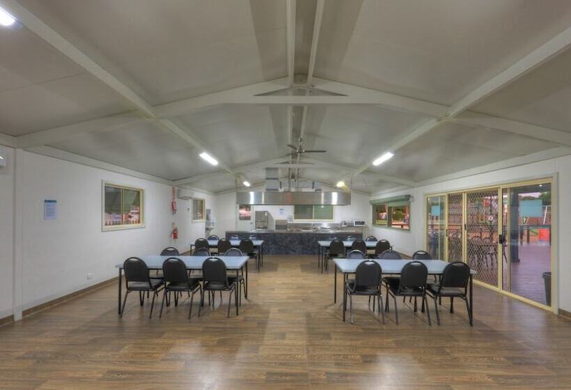 호텔 Yarrawonga Holiday Park