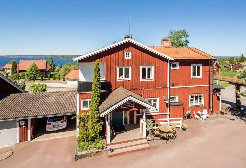 تختخواب و صبحانه Lustigsgården Boutique