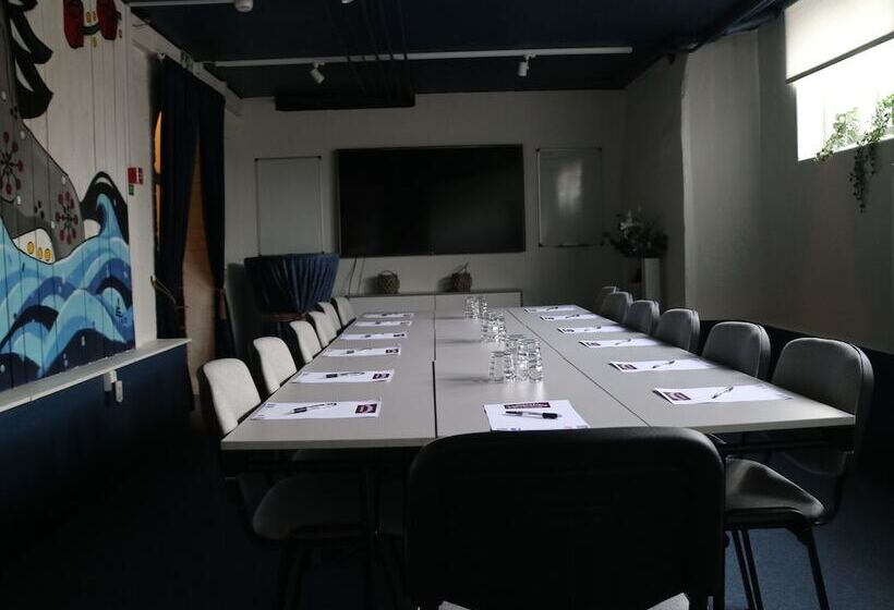 צימר Lustigsgården Boutique