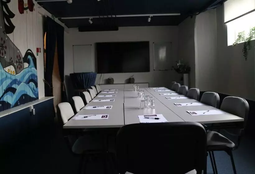 تختخواب و صبحانه Lustigsgården Boutique