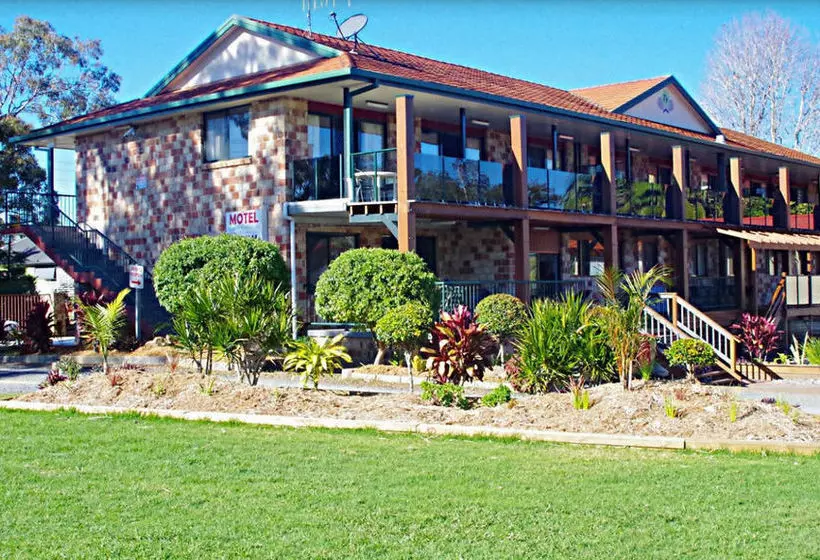 モーテル T's Tennis Resort