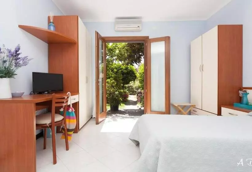 پانسیون A Durmì