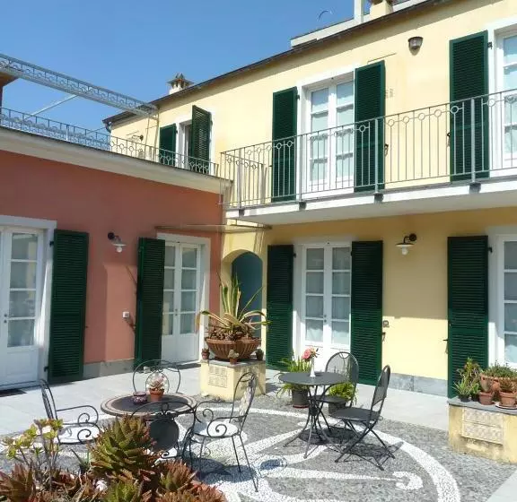 پانسیون A Durmì