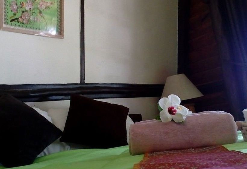 Пансион Eden Lanta Bungalow