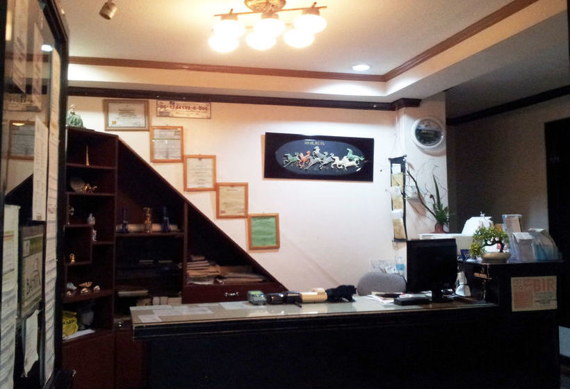 پانسیون Reddoorz Near Old Tagbilaran Airport