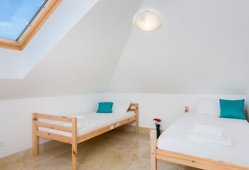 Apartament On The Wave Willa Salena