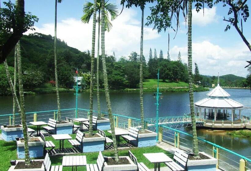 Brookside Valley Resort