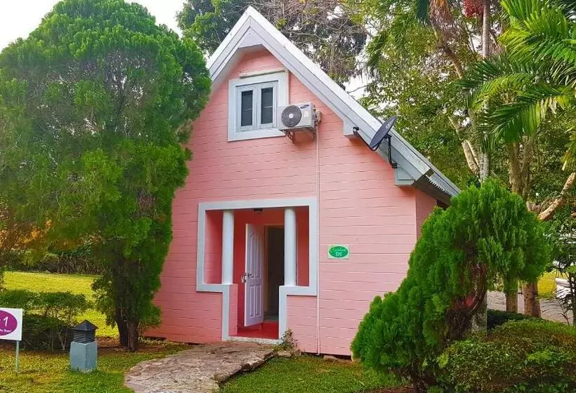 Brookside Valley Resort