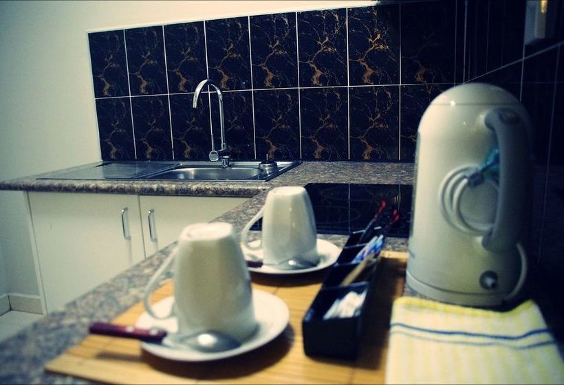 Citi Serviced Apartments And Motel