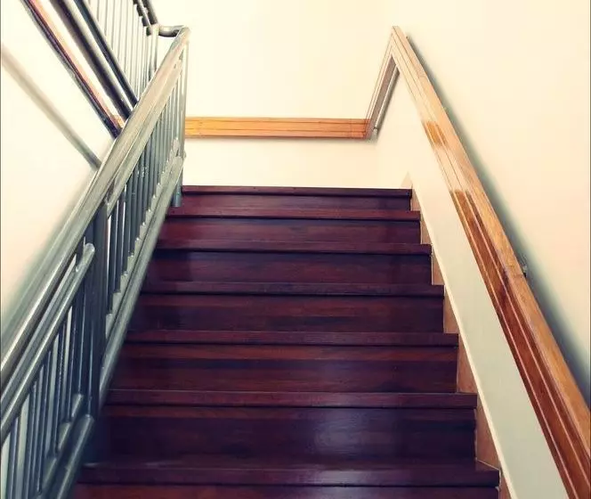 Citi Serviced Apartments And Motel