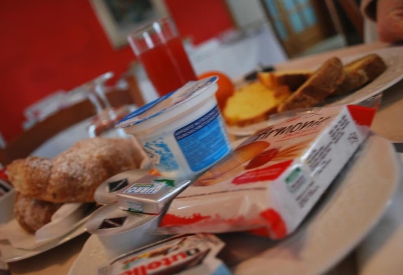 호텔 Albergo Smeraldo