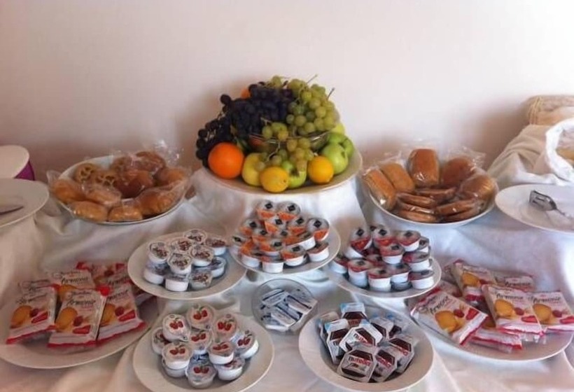 호텔 Albergo Smeraldo